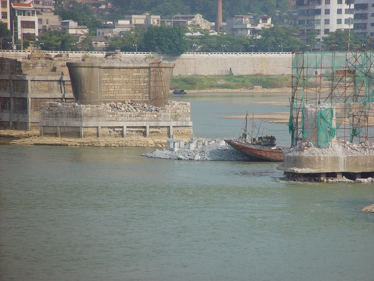 2004年湘子桥修复现场 苏东摄 2004年湘子桥修复现场 苏东摄