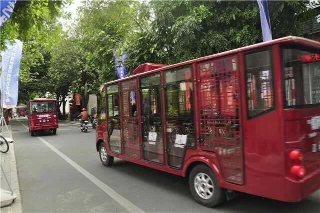 2019年元旦,潮州古城新型电瓶车投入使用 2019年元旦,潮州古城新型电瓶车投入使用