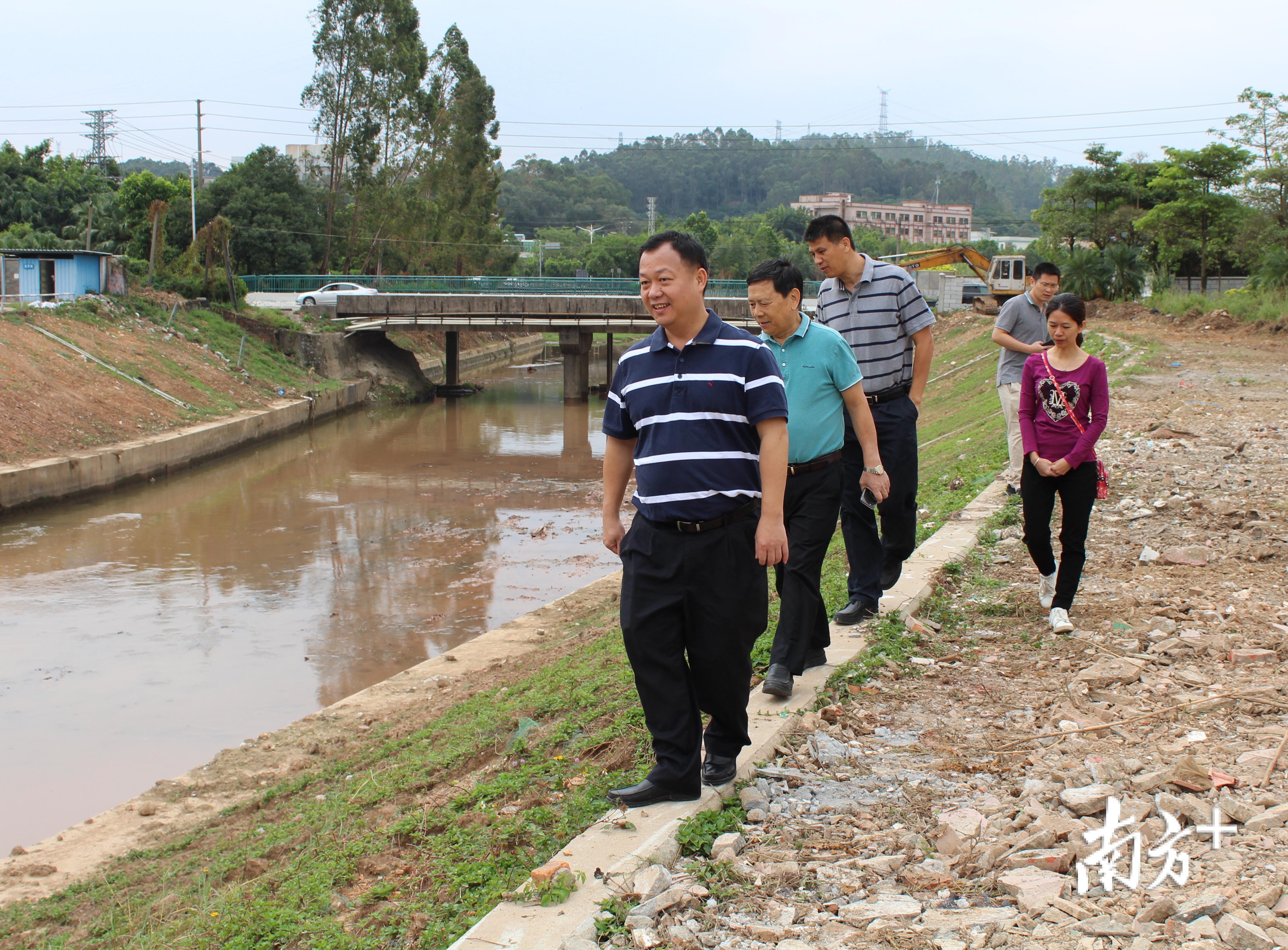 梅塘水三新社区段。 梅塘水三新社区段。