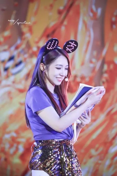 孟美岐粉丝见面会