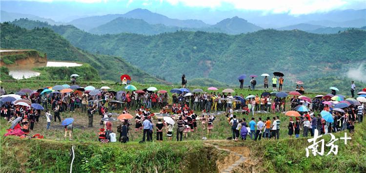 清远将“打造‘山水名城、岭南绿都’旅游品牌，高标准建设智慧旅游公共服务平台”等一系列新举措。梁素雅 摄