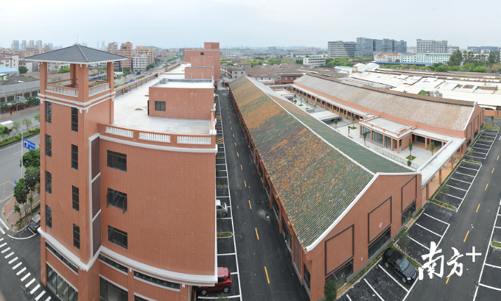 通过村级工业园改造的村尾创意产业园。 通过村级工业园改造的村尾创意产业园。