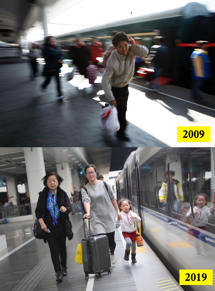 上图:2009年春运首日,广州火车站,乘客背着行李,快步奔向列车.