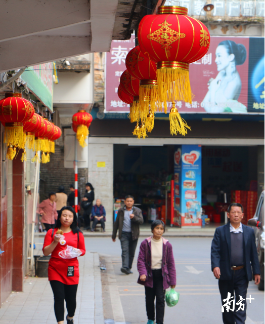 星子镇。邓志洵 摄 星子镇。邓志洵 摄