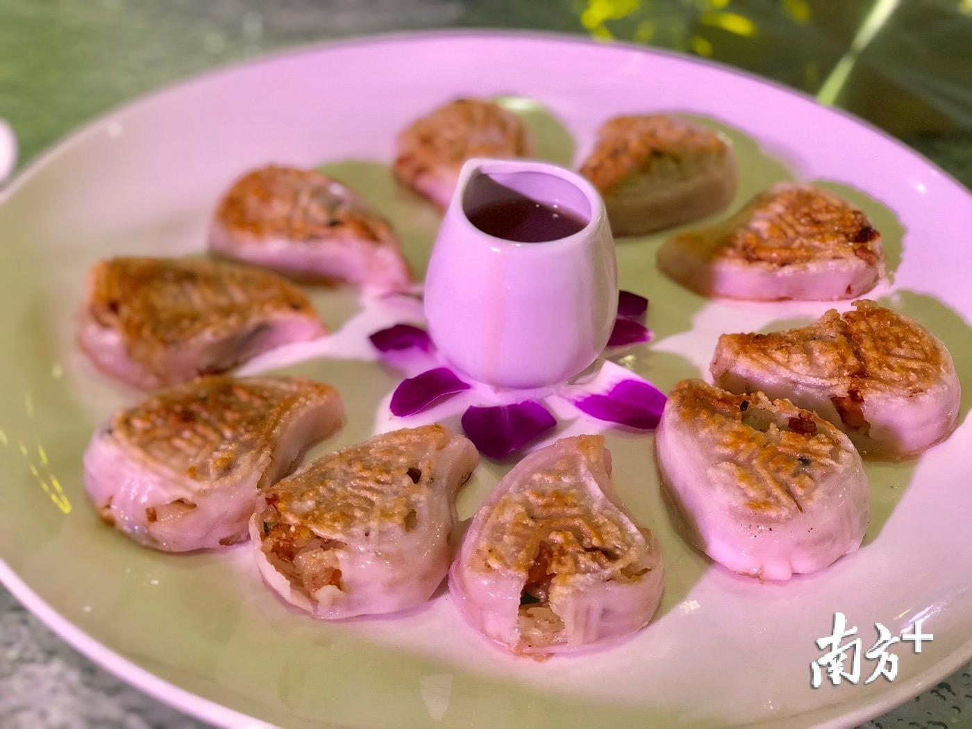 潮汕美食荟菜品之一:香煎红桃粿