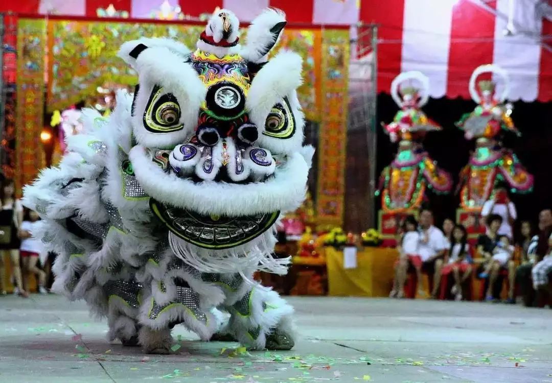 (大年初二醒狮)年后丨正月初三至元宵年后年初三,旧习为"饿鬼日",这天