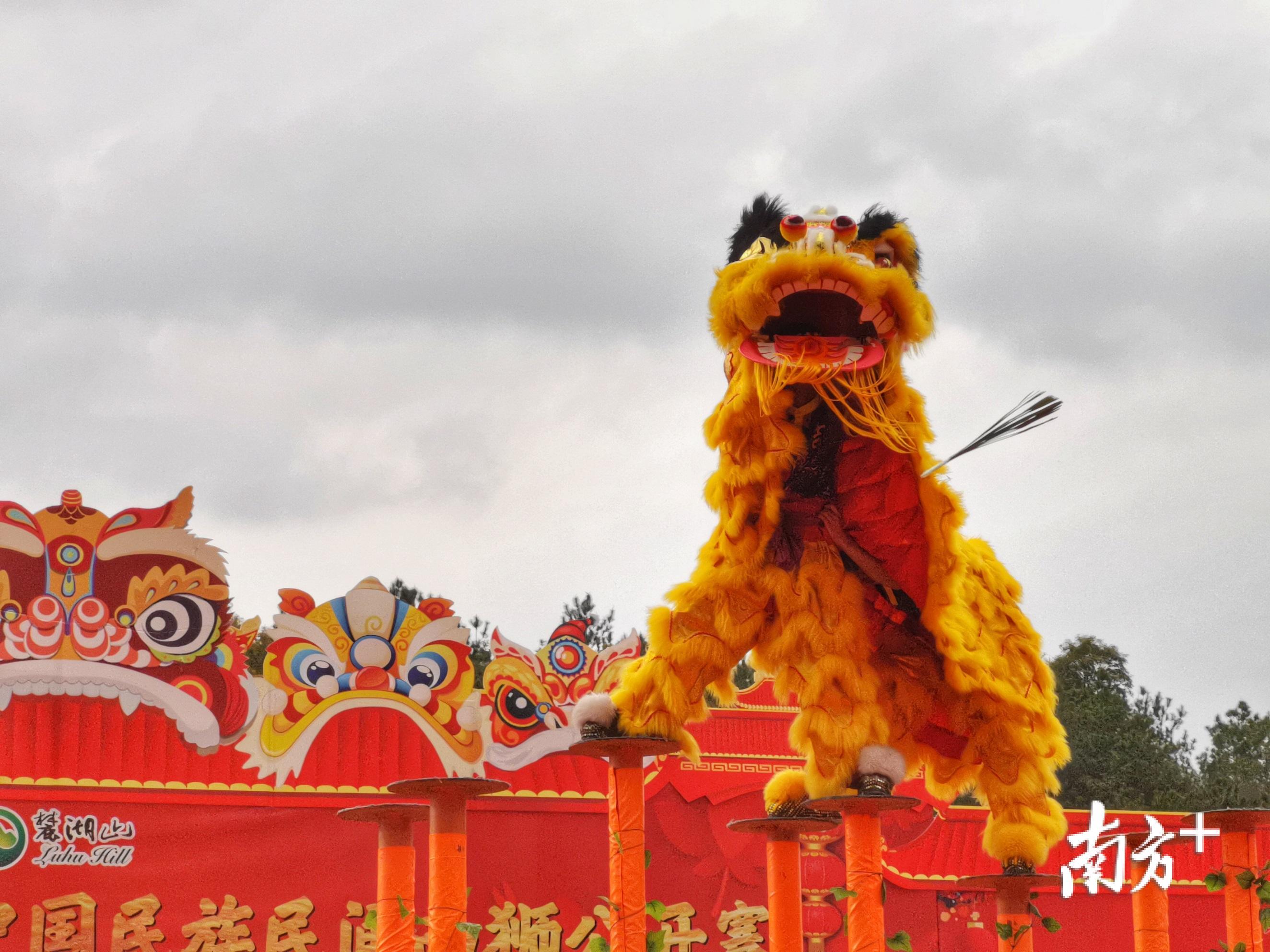 祝贺中国民族民间南狮公开赛在梅州梅县圆满闭幕