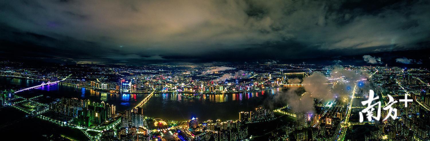 2月21日，经过夜雨洗礼的清远城区，变得更加迷人。何智杰 摄