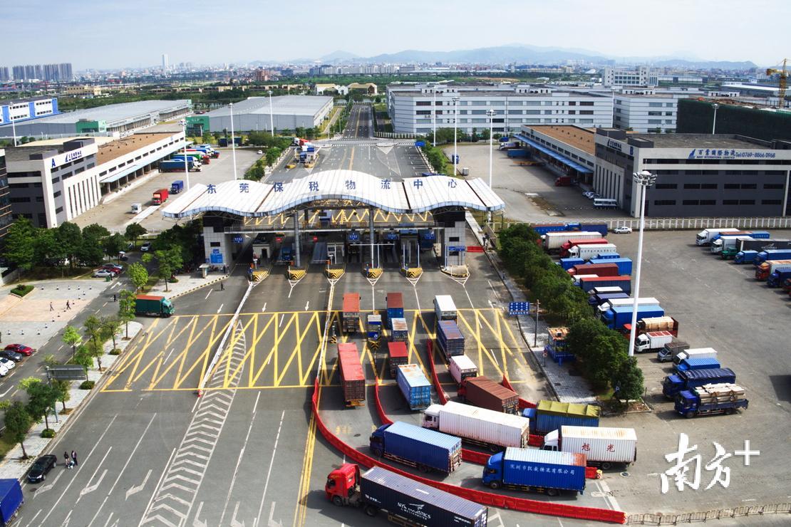 东莞虎门港综合保税区。南方日报记者 孙俊杰 摄