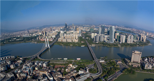 æ å·ãåæ¹æ¥æ¥è®°è
çæè¾ æ