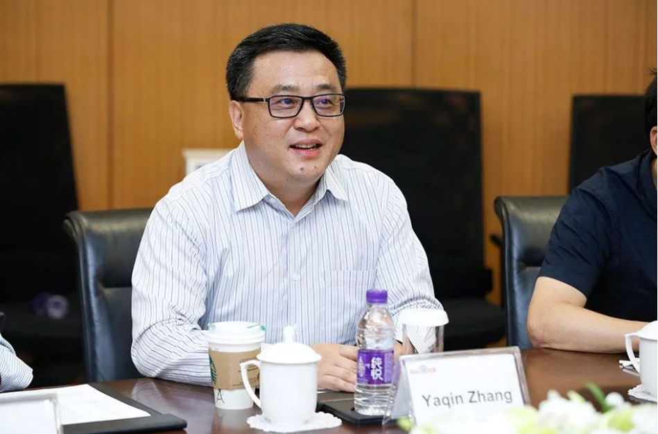 百度推出高管退休计划总裁张亚勤将于十月退休