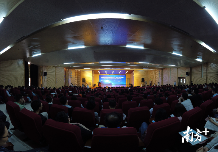 巴里·马歇尔在南方医科大学顺德医院做专题讲座。受访者供图