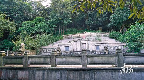 白云山的苏家山胜迹处是苏绍箕的墓地。
