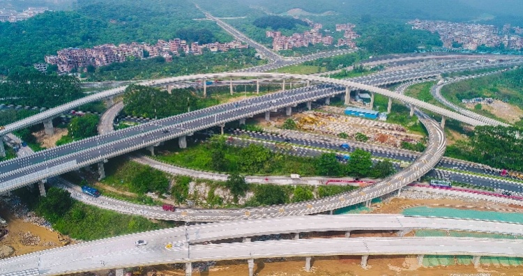 广州萝岗互通立交4月23日开通 凤凰山隧道项目将全线通车