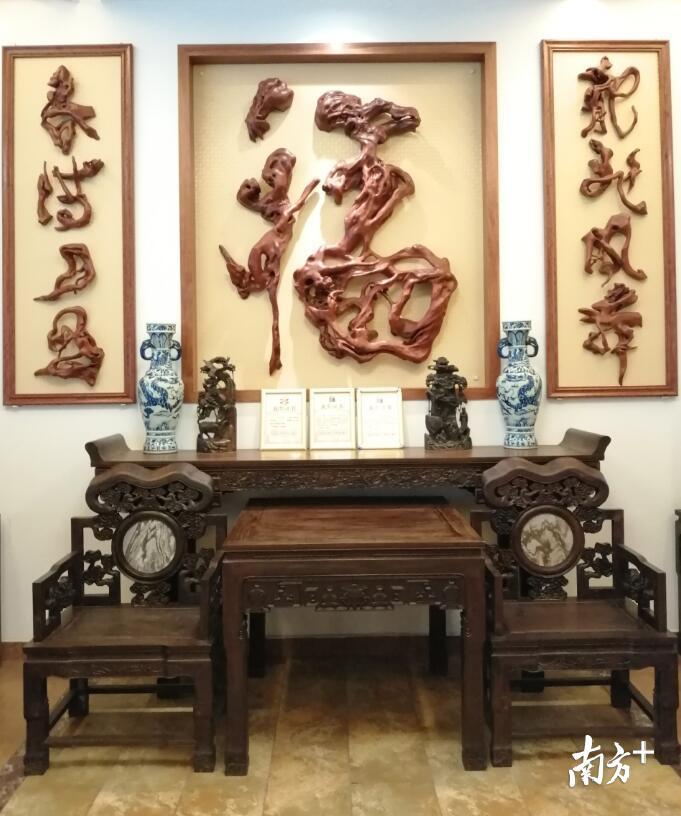 唐少波的根书作品.黄津 摄