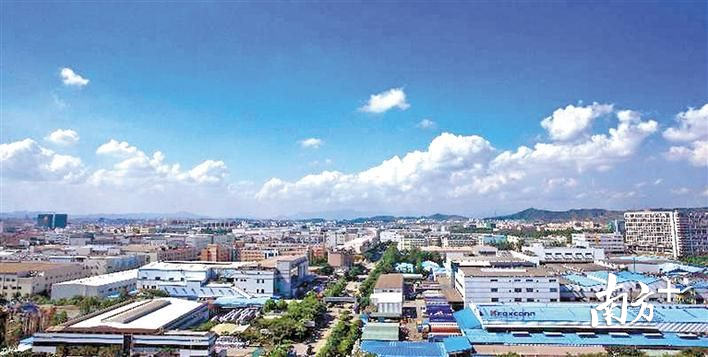富士康龙华工厂。龙华政府在线供图