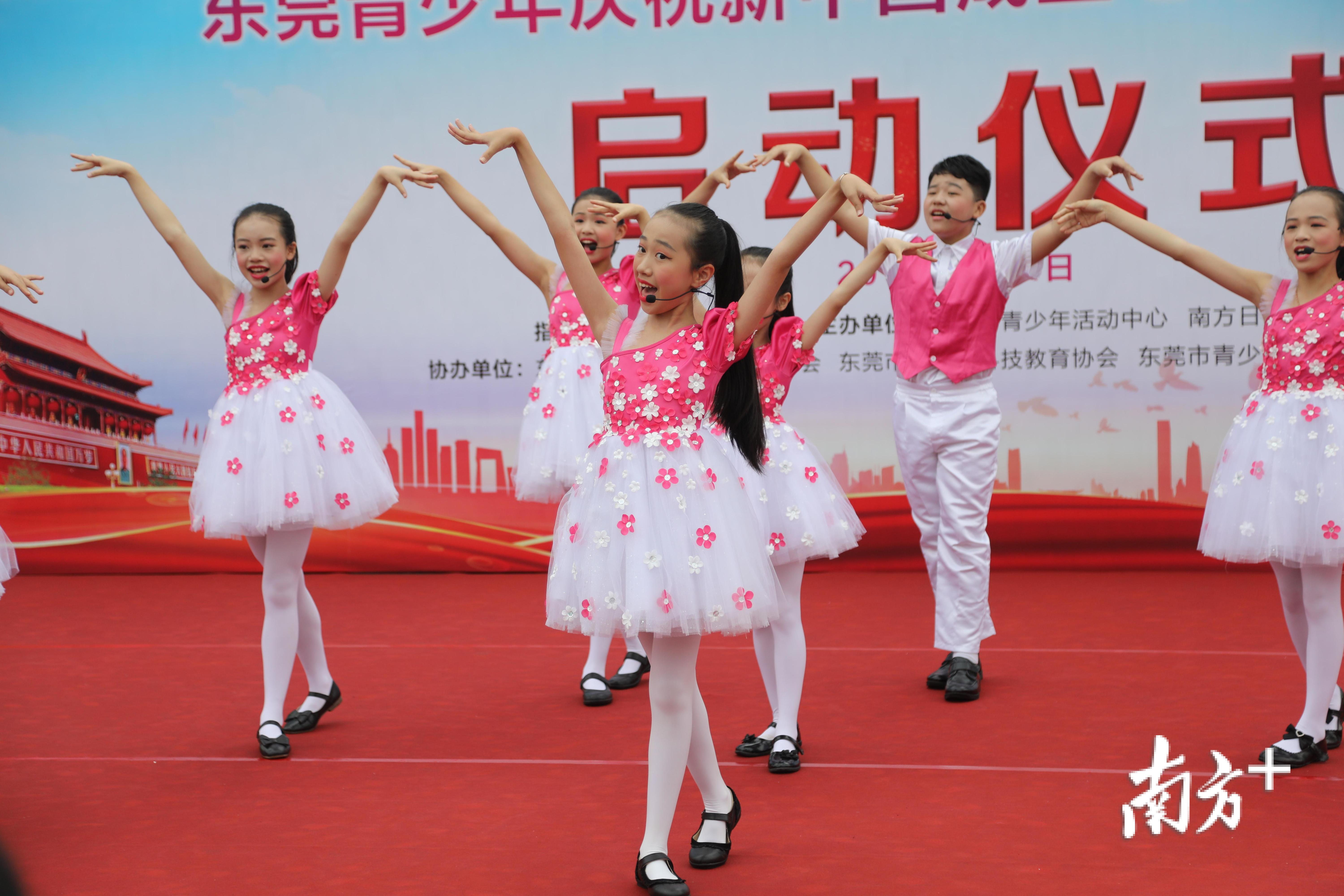 童声合唱《最美童声最美的歌》 童声合唱《最美童声最美的歌》