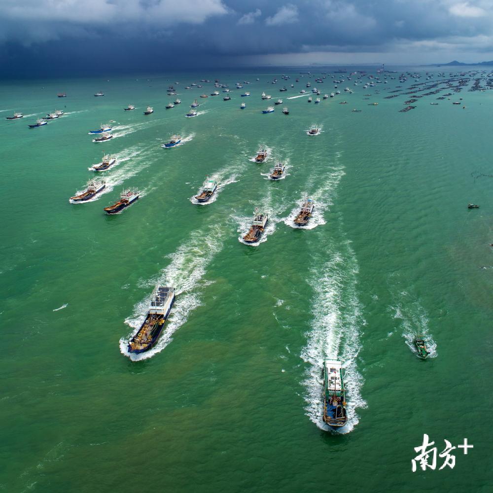开渔节上千船出海盛景.资料图片.