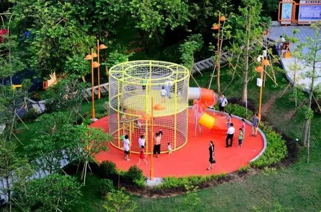 △园内的部分互动设施 △园内的部分互动设施