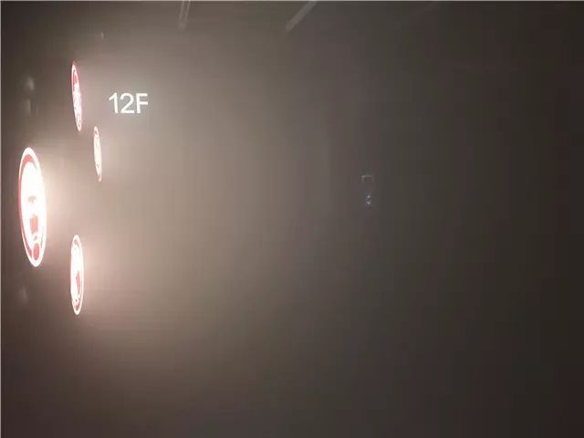 △发生火灾后浓烟弥漫 △发生火灾后浓烟弥漫