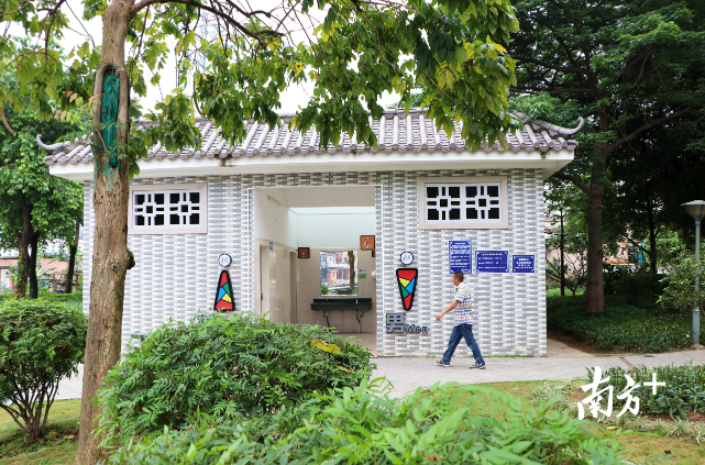 :西樵镇掀起“厕所革命”,对官山城区15座公厕升级改造。 西樵镇供图 :西樵镇掀起“厕所革命”,对官山城区15座公厕升级改造。 西樵镇供图