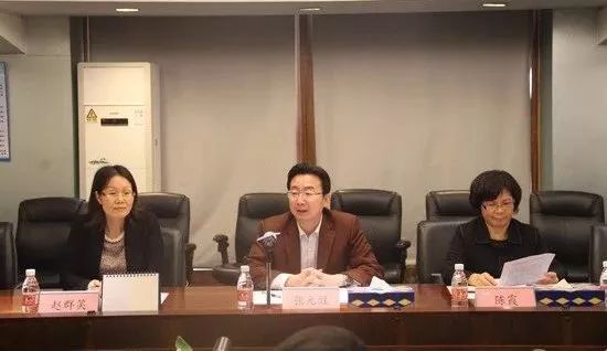 江门市委常委、组织部长张元醒带队到挂钩联系重点企业鹤山雅图仕印刷有限公司开展“暖企行动”调研。 江门市委常委、组织部长张元醒带队到挂钩联系重点企业鹤山雅图仕印刷有限公司开展“暖企行动”调研。