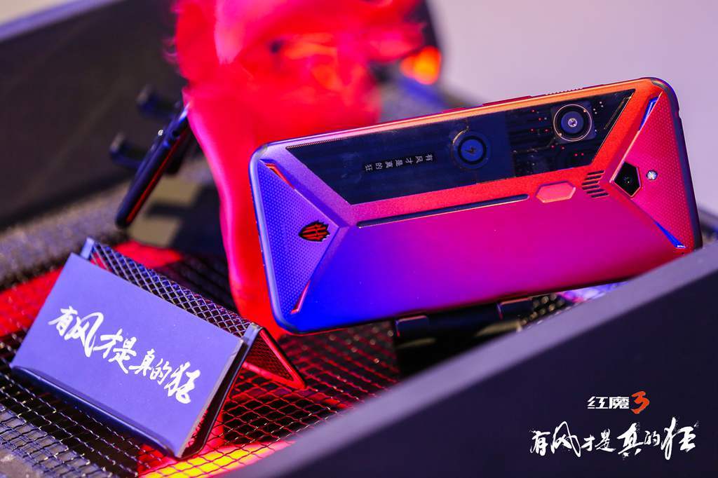 手机内部结构展示 手机内部结构展示