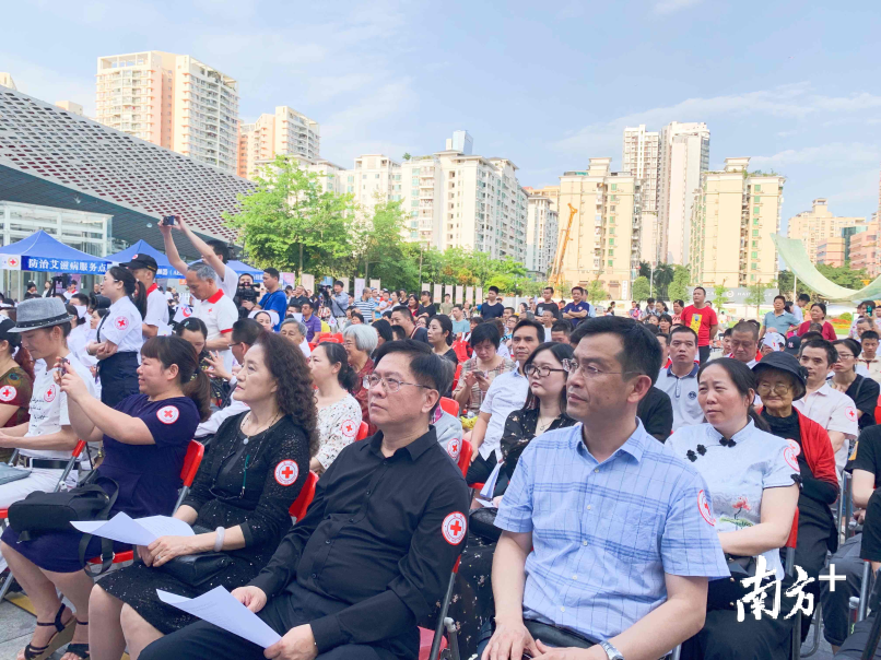 器官捐献者家人参加活动