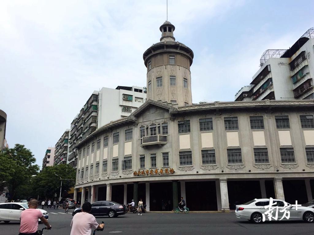 胡文虎大楼如今已成为汕头城市发展展览馆。 胡文虎大楼如今已成为汕头城市发展展览馆。