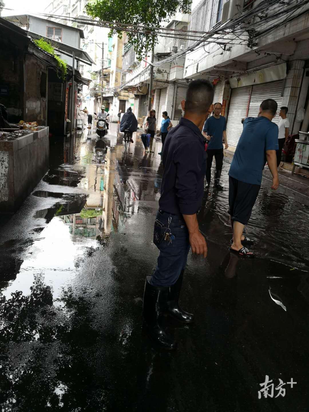 南春街道多处水浸地点积水已基本消退。