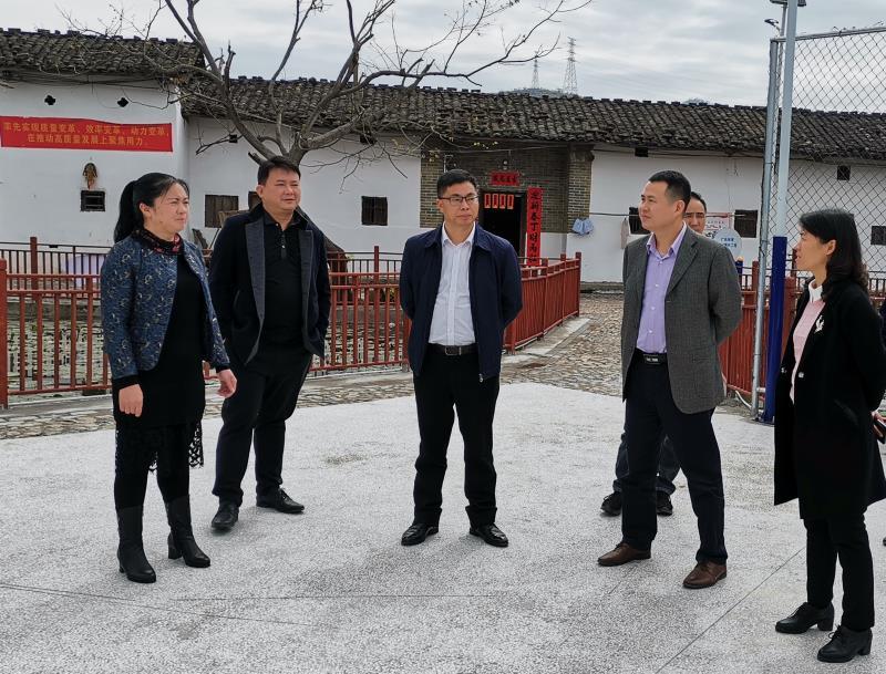 2019年3月15日，新丰县委常委、组织部部长刘国洪到丰城街道会前村调研指导基层党建和党建促脱贫攻坚促乡村振兴工作