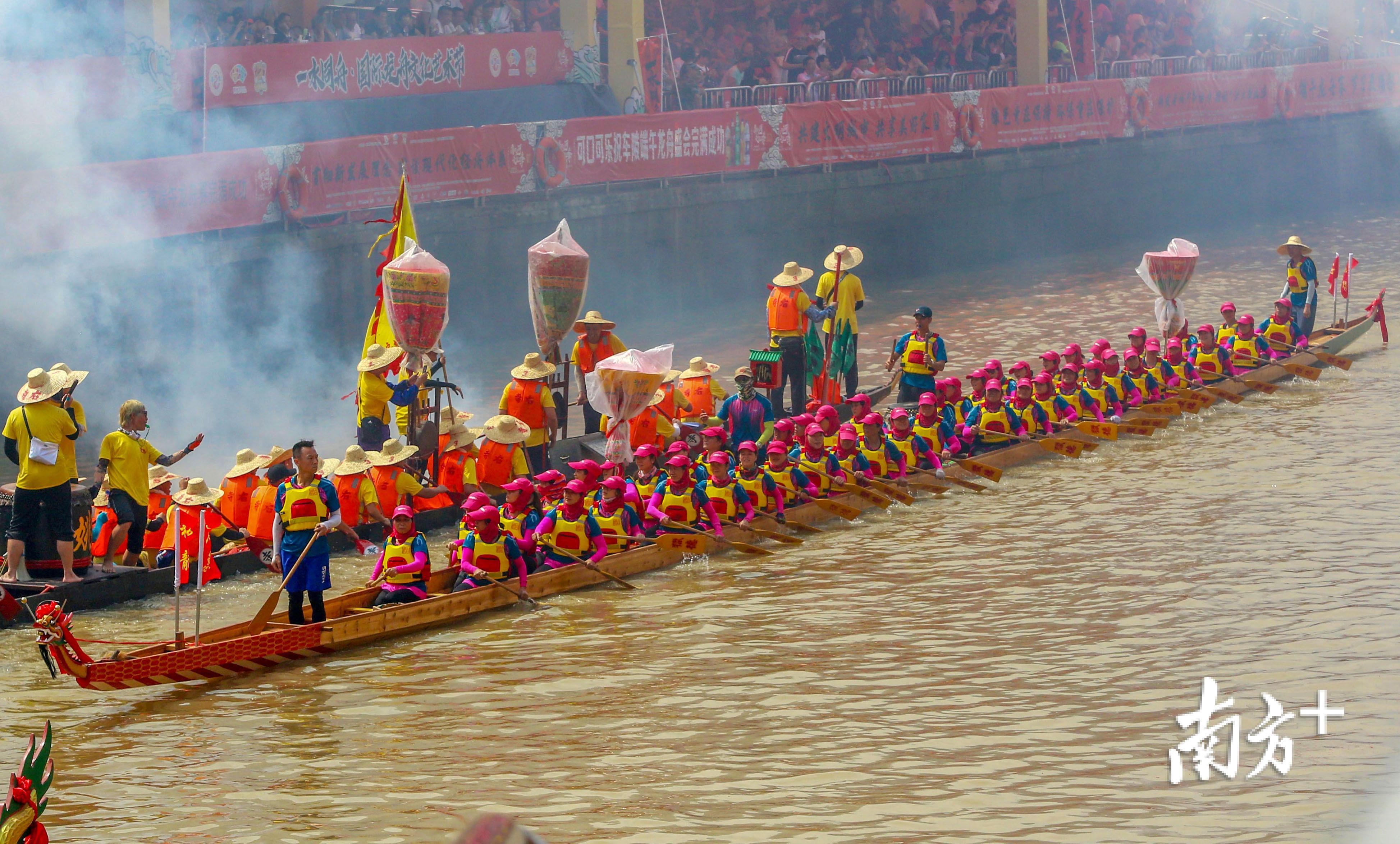 龙船景,还看车陂!广州车陂龙舟"招景"精彩上演