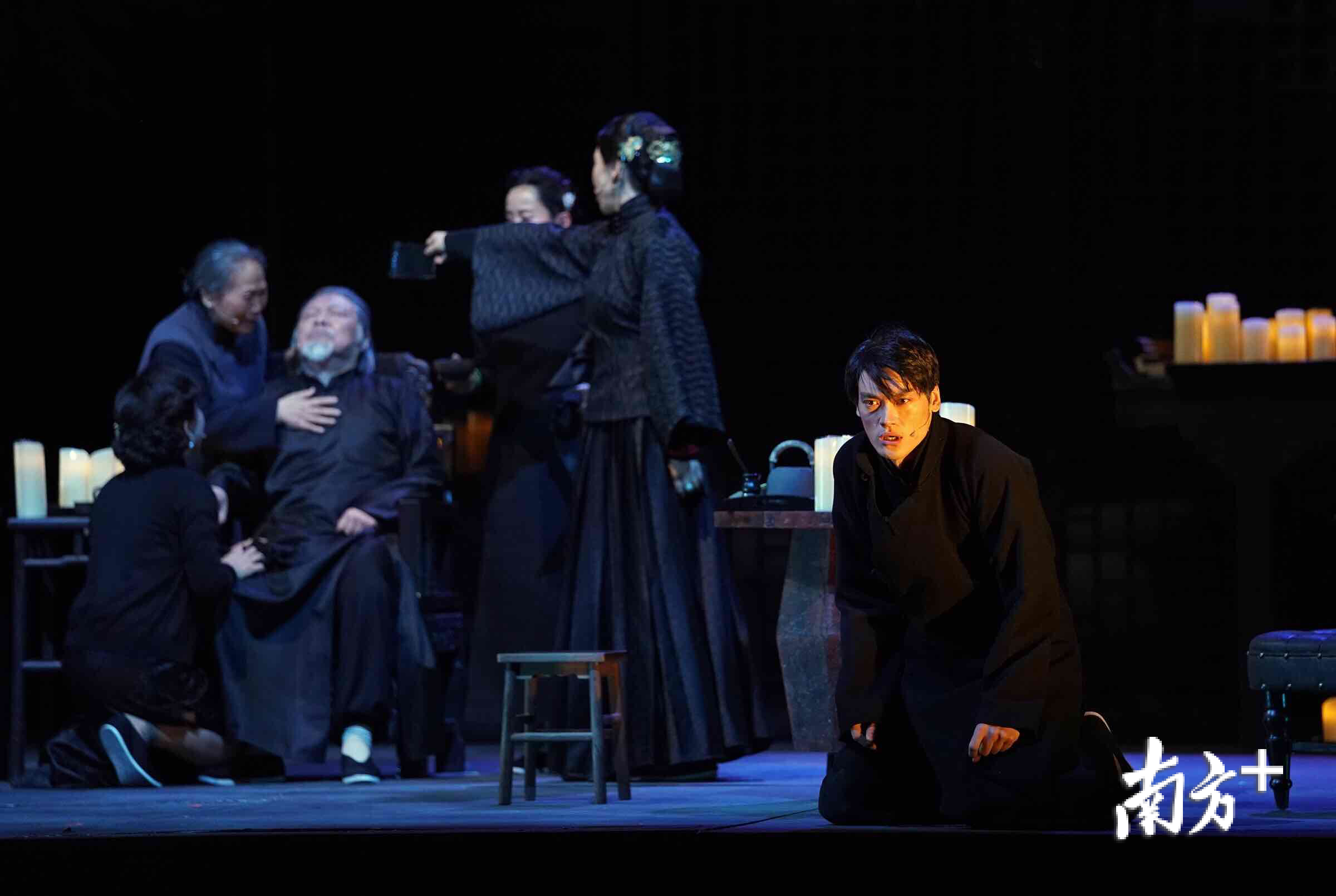 赖声川与曹禺的对望戏剧北京人即将深圳上演