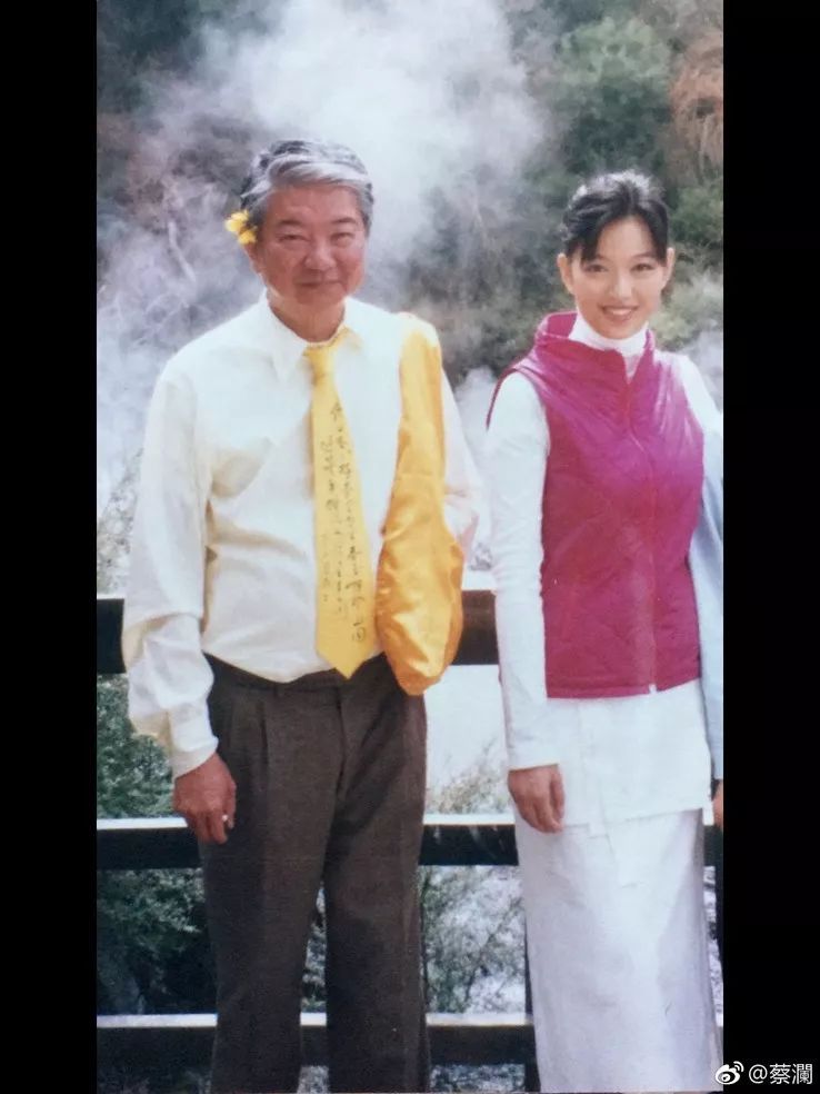 蔡澜与李珊珊录制节日