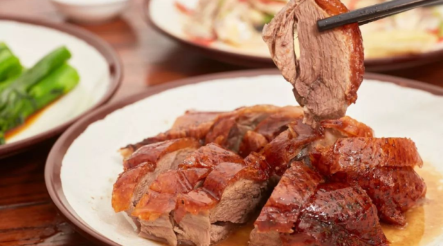 这只“鹅”上天了！流量大V爆赞！