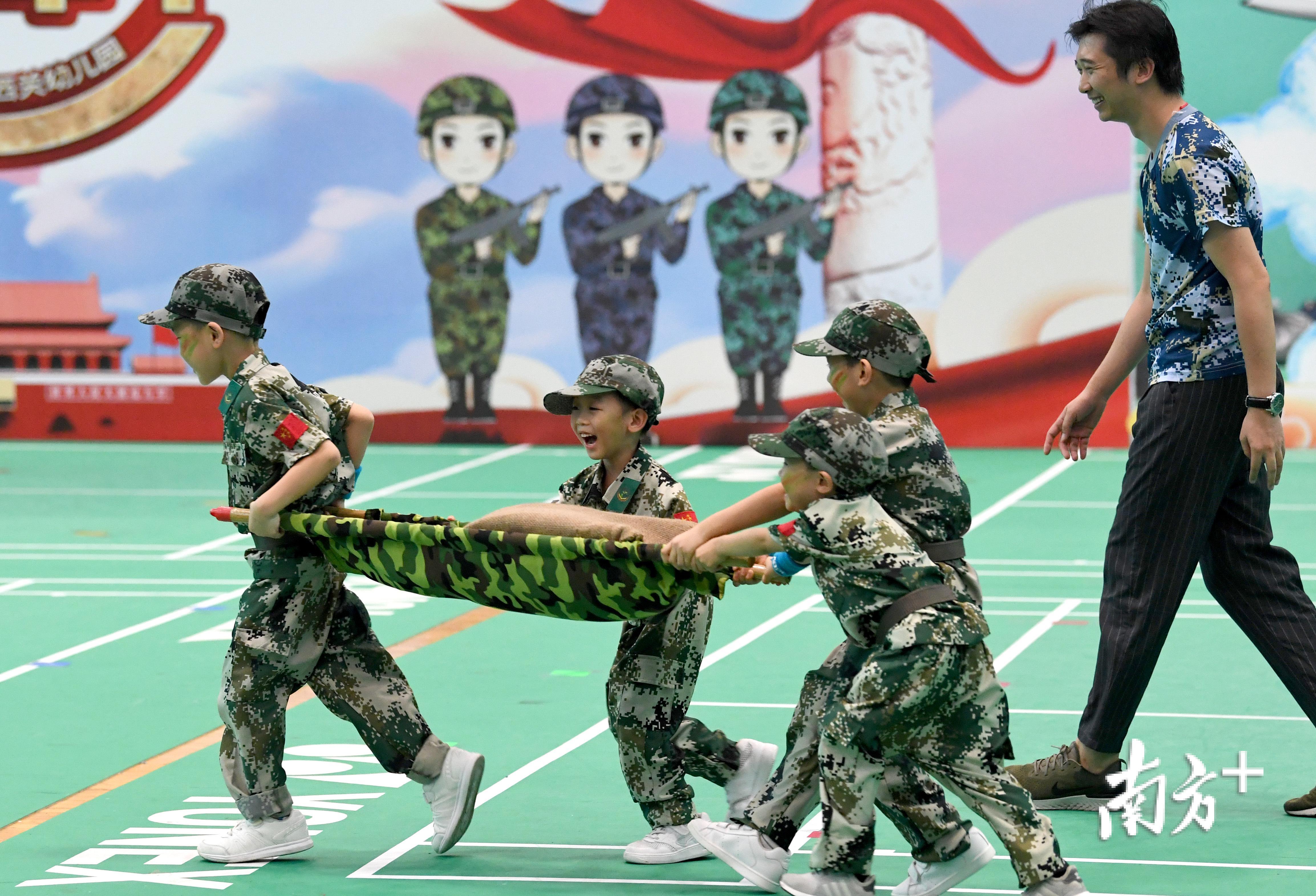 让孩子们认识和了解强国,强军梦,在游戏互动中培养孩子们积极进取