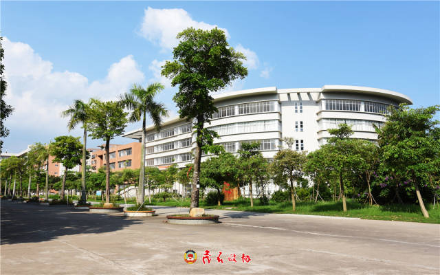 电白县第一中学_水东湾红树林学校_电白一中百年校庆