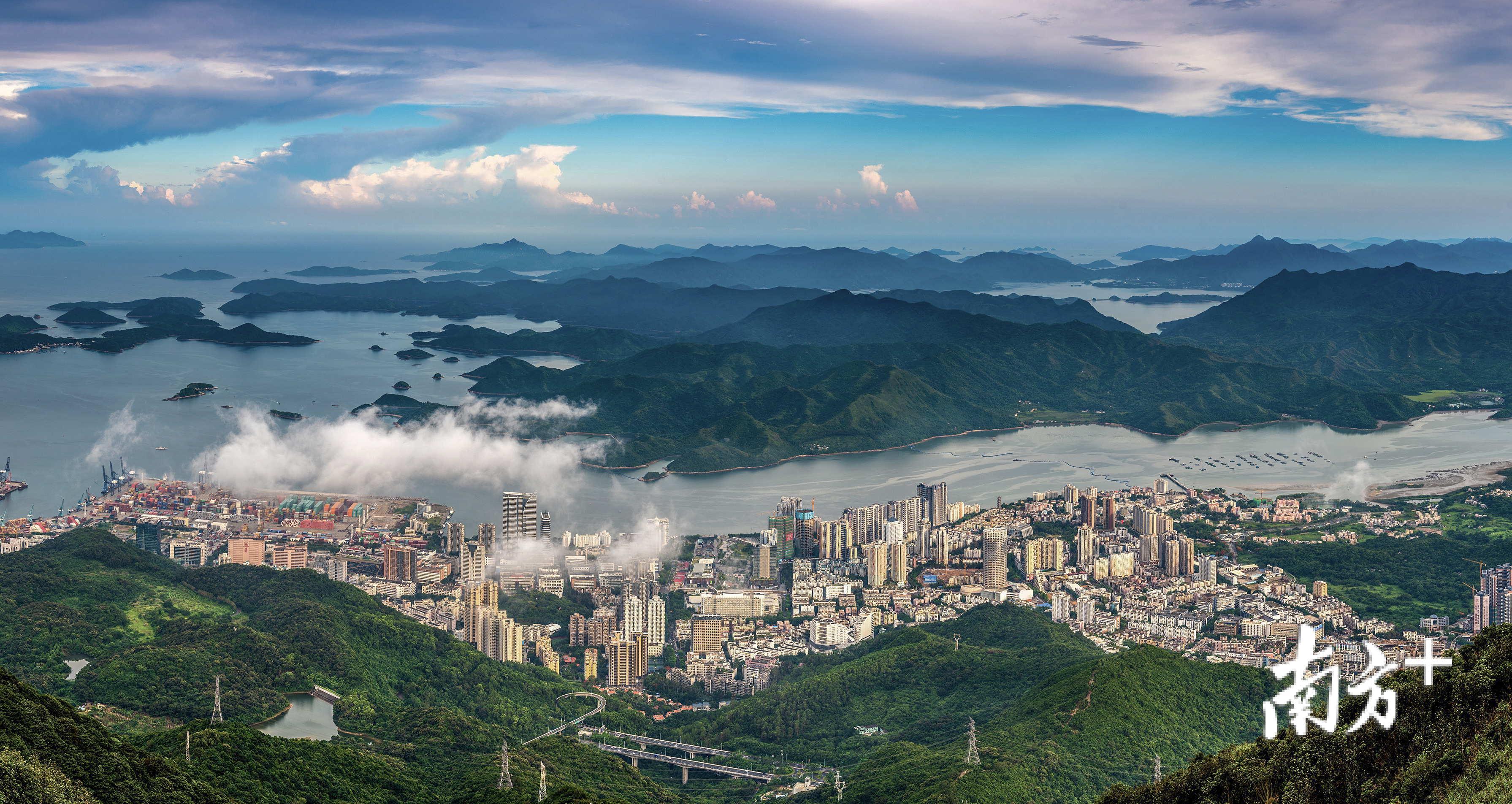 经济特区。鲁力 摄