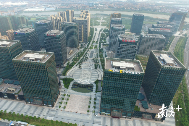 智慧新城已逐渐成为企业总部以及科创企业最为集聚和成熟的产业片区之一。戴嘉信摄 智慧新城已逐渐成为企业总部以及科创企业最为集聚和成熟的产业片区之一。戴嘉信摄