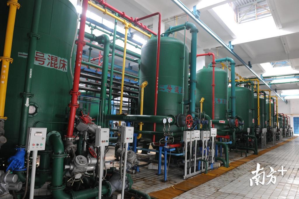 汕头电厂通过建设污水处理系统，取得了较好的节水成效。