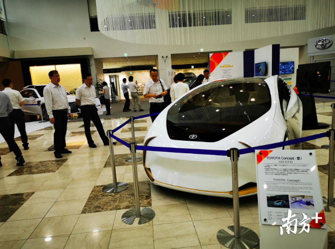 展示的这款丰田车将成2020年奥运会用车。李慧君 摄 展示的这款丰田车将成2020年奥运会用车。李慧君 摄
