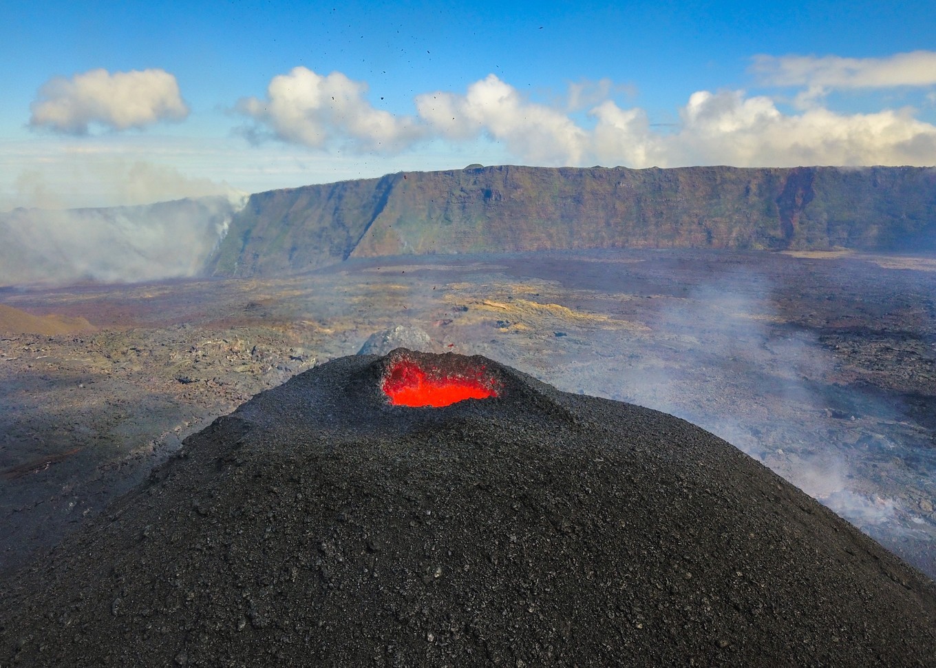 富尔奈斯火山图片