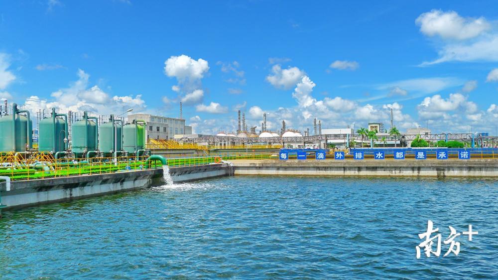 每一滴外排水都是承诺。柯裕清 摄 