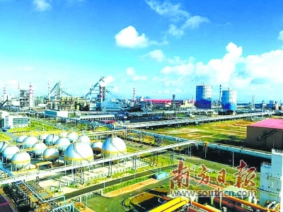 “党建+大项目建设”创造“湛江速度”。图为宝钢湛江钢铁基地。湛江经济技术开发区供图 “党建+大项目建设”创造“湛江速度”。图为宝钢湛江钢铁基地。湛江经济技术开发区供图