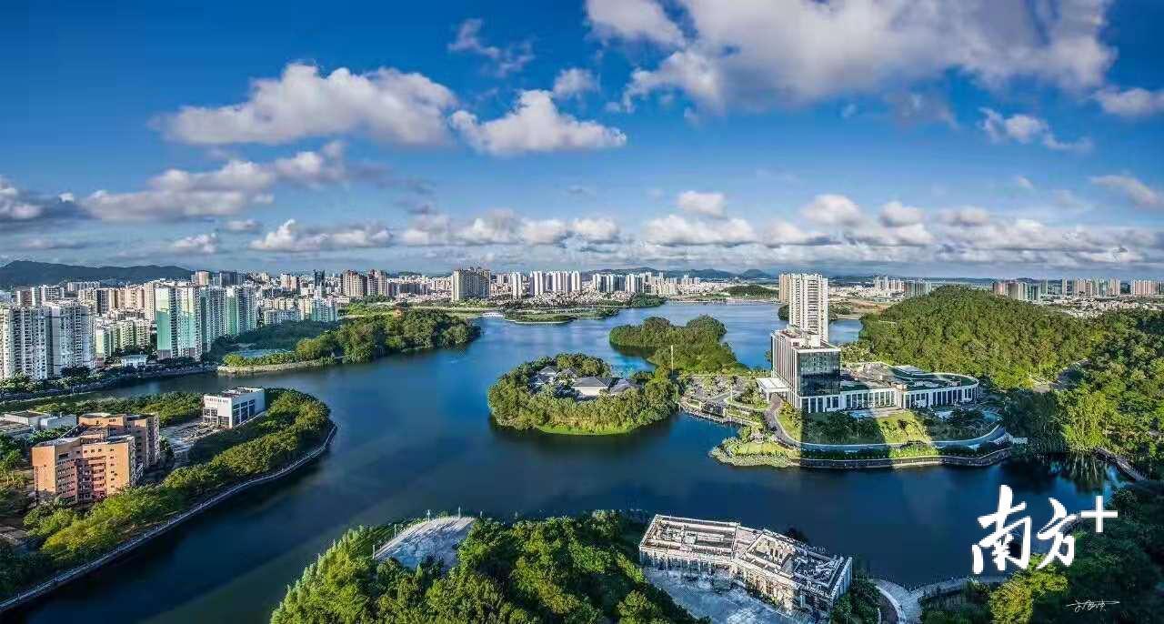 、阳江打造宜居宜业宜游现代化滨海城市，融入大湾区优质生活圈。资料图片。