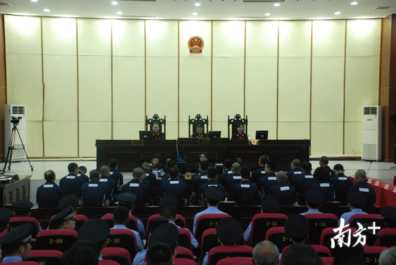 汕头扫黑除恶专项行动以来首宗涉黑案件一审判决。受访者供图