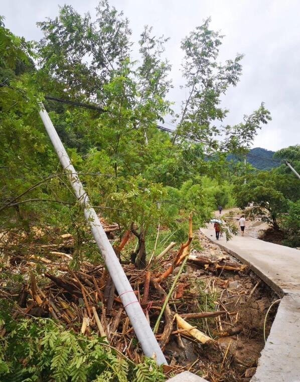 救在壹线 来自安徽灾区中心的一线灾情图片