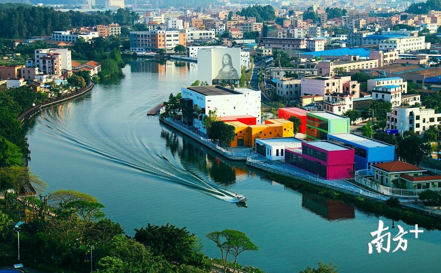 除了坐拥优越的地理位置之外，里水镇还拥有优质的人居环境。