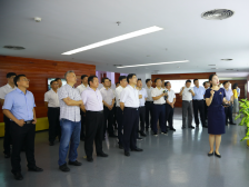 新一期《南方日报•肇庆观察》新鲜出炉！跟随肇庆党政代表团脚步问策五城