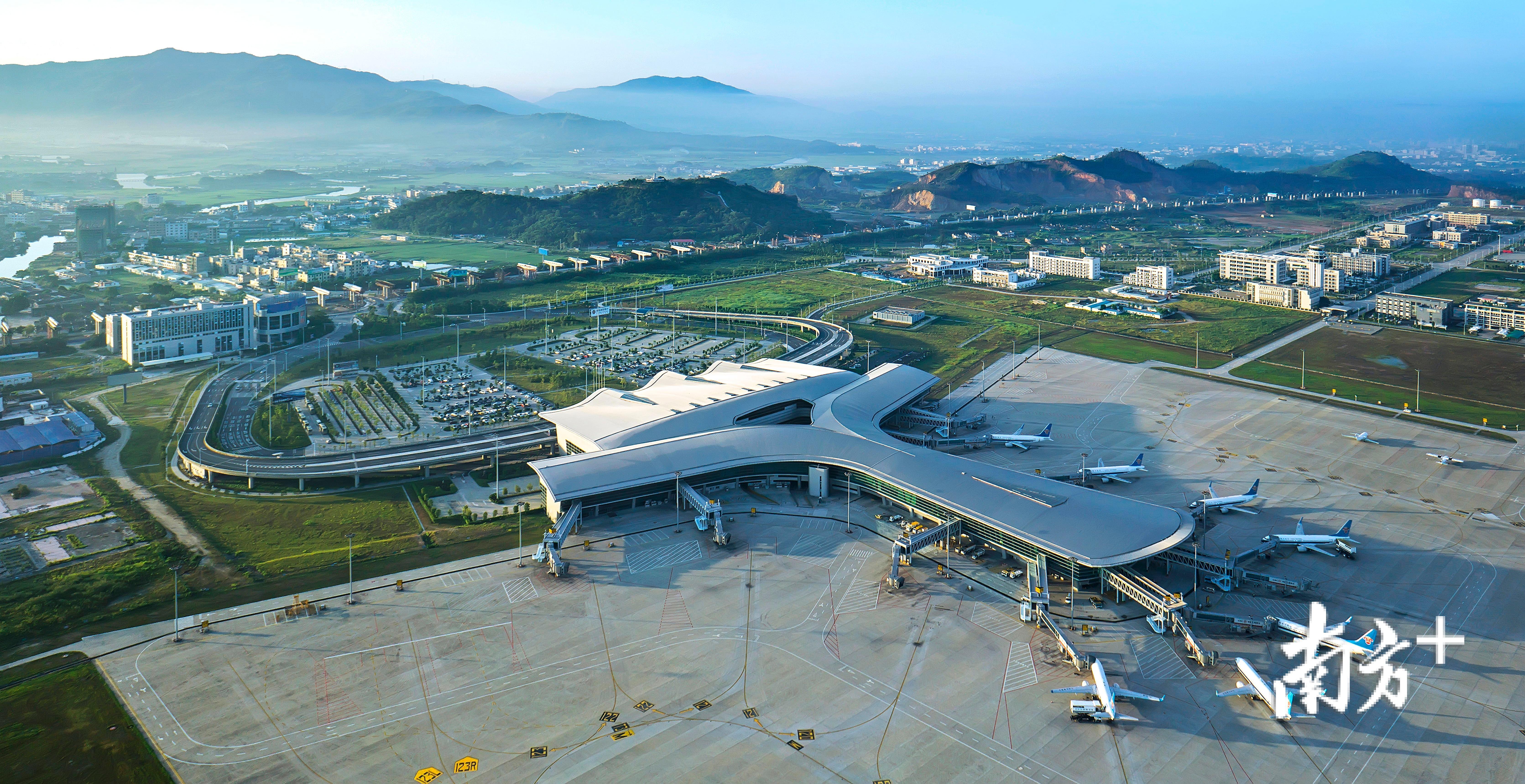 揭阳潮汕（国际）机场 。张烈华 摄